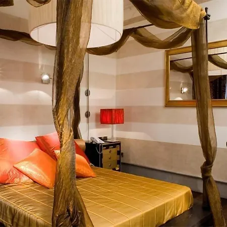 The At The Forum Luxury Collection - The At The Forum Rome