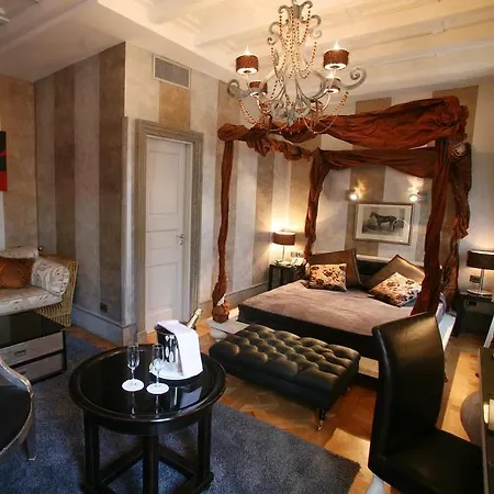 The At The Forum Luxury Collection - The At The Forum Hotel Rome
