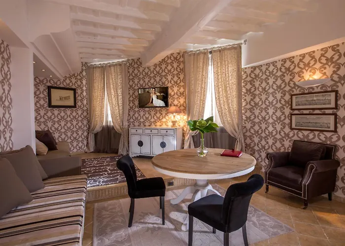 מלון The At The Forum Luxury Collection - The At The Forum 5*