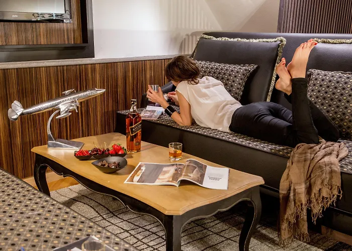 The At The Forum Luxury Collection - The At The Forum מלון