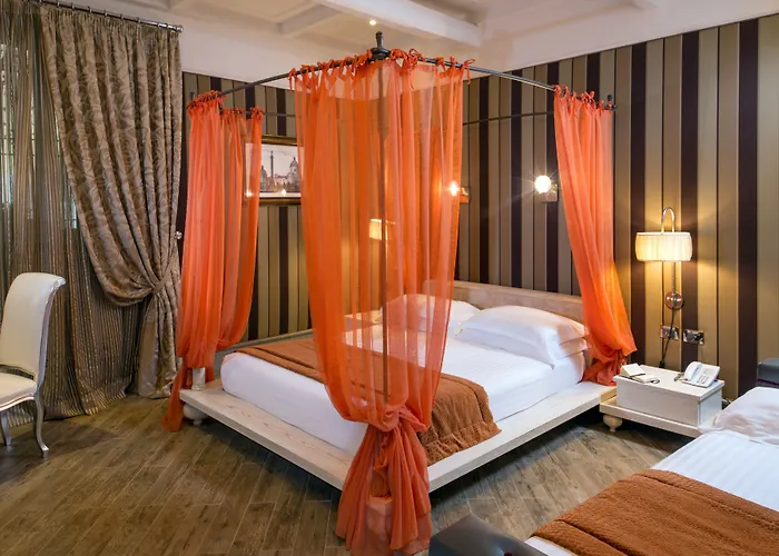 מלון The At The Forum Luxury Collection - The At The Forum